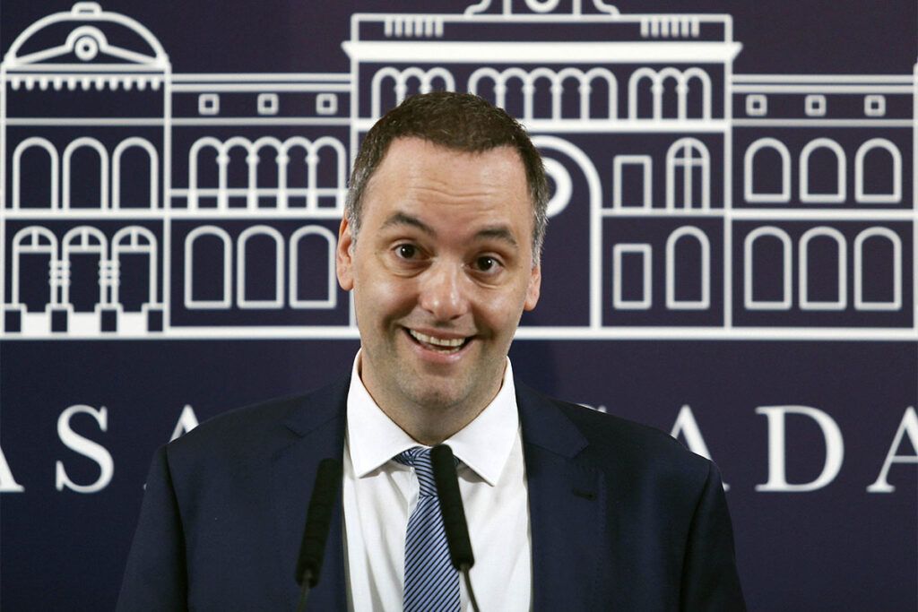 Las “prestamistas” y la escribana de Adorni en el foco de la Justicia