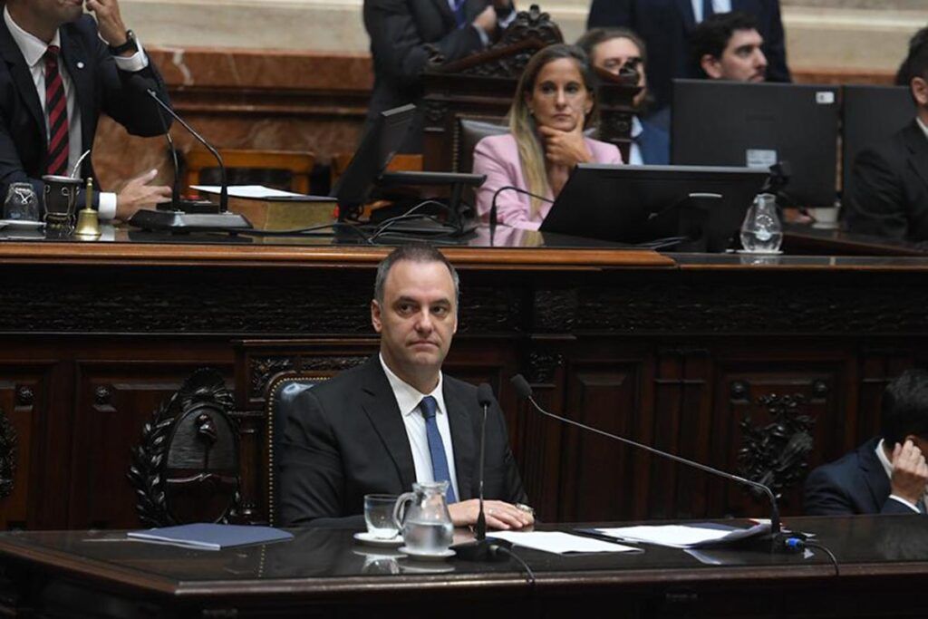 Adorni en el Congreso dijo que no va a renunciar y se defendió de las denuncias: "No cometí ningún delito"