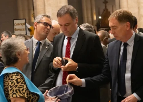 La interna del gobierno en el homenaje al Papa: Villarruel no fue a la misa en Luján para evitar mostrarse con Adorni