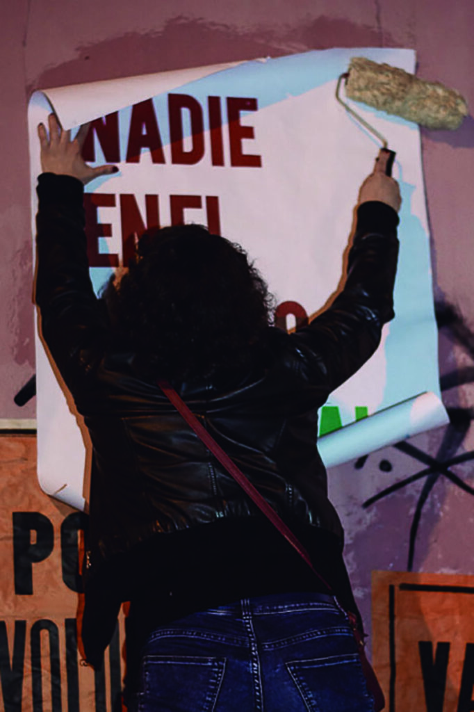 "Resistencias Tipográficas: activaciones gráficas de un archivo", 10 años de lucha a través de afiches