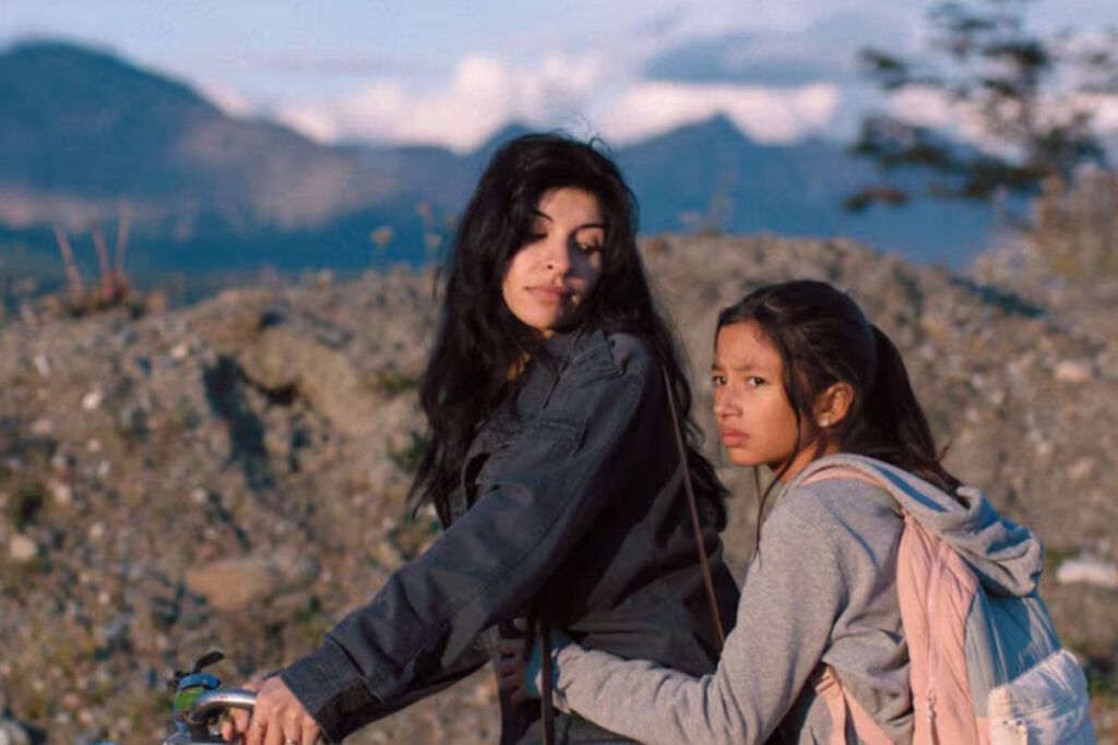 Agenda de espectáculos con lo mejor de la semana: Bad Religion, Dolina y Sztajnszrajber, Maggie Cullen, Adriana Calcanhotto y Cazzu en el cine