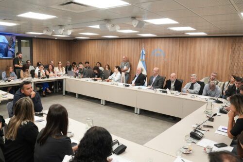 La oposición en Diputados comenzó a debatir proyectos por la morosidad familiar: 4,8 millones se endeudan para sobrevivir