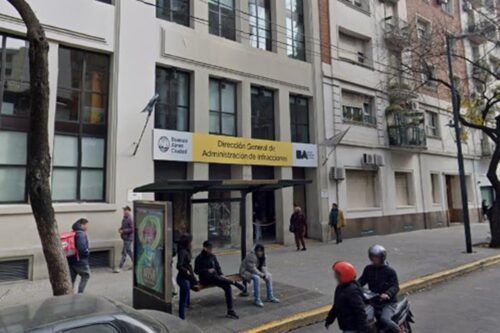 Más del 82% de las infracciones graves en CABA no se cobraron por “falta de personal”