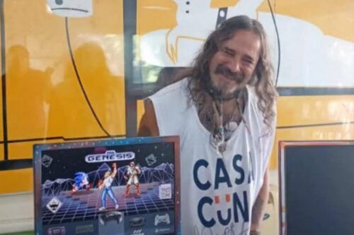 La Renga fue al Hospital Pedro de Elizalde y donó consolas de videojuegos para los chicos internados