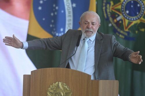 Lula critica a Trump por creerse «una divinidad»