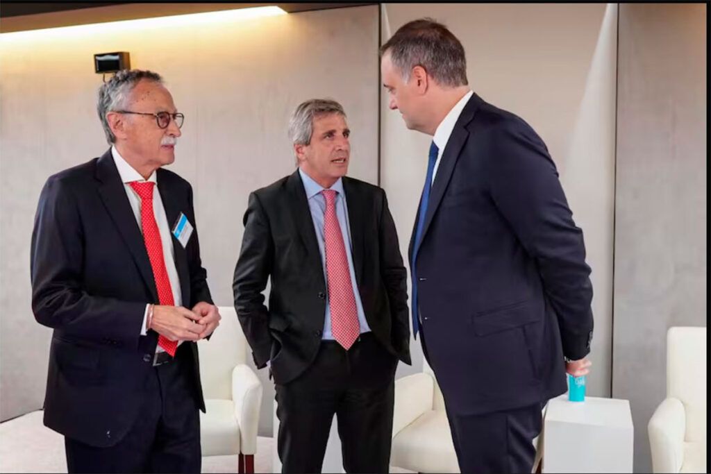 Más de 42 mil vinchucas a la deriva: una postal del desguace en Salud en la era Milei