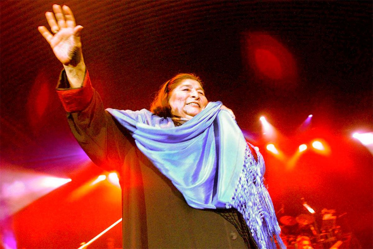 La derecha y sus violentos ataques a las figuras femeninas de la música popular