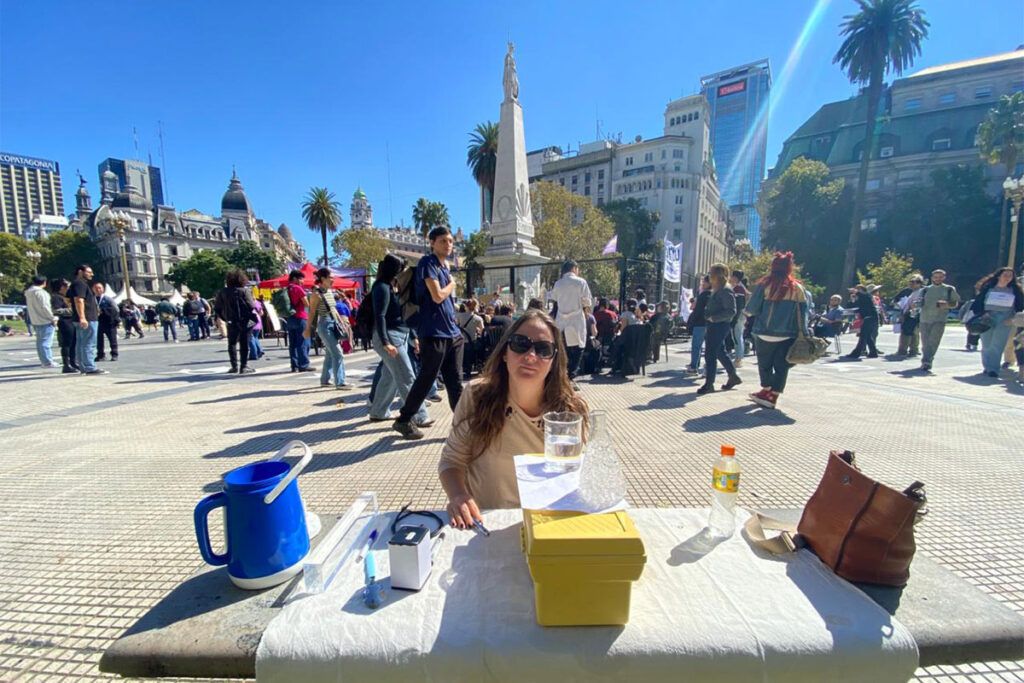 La universidad de la calle: postales de las clases públicas contra la crueldad