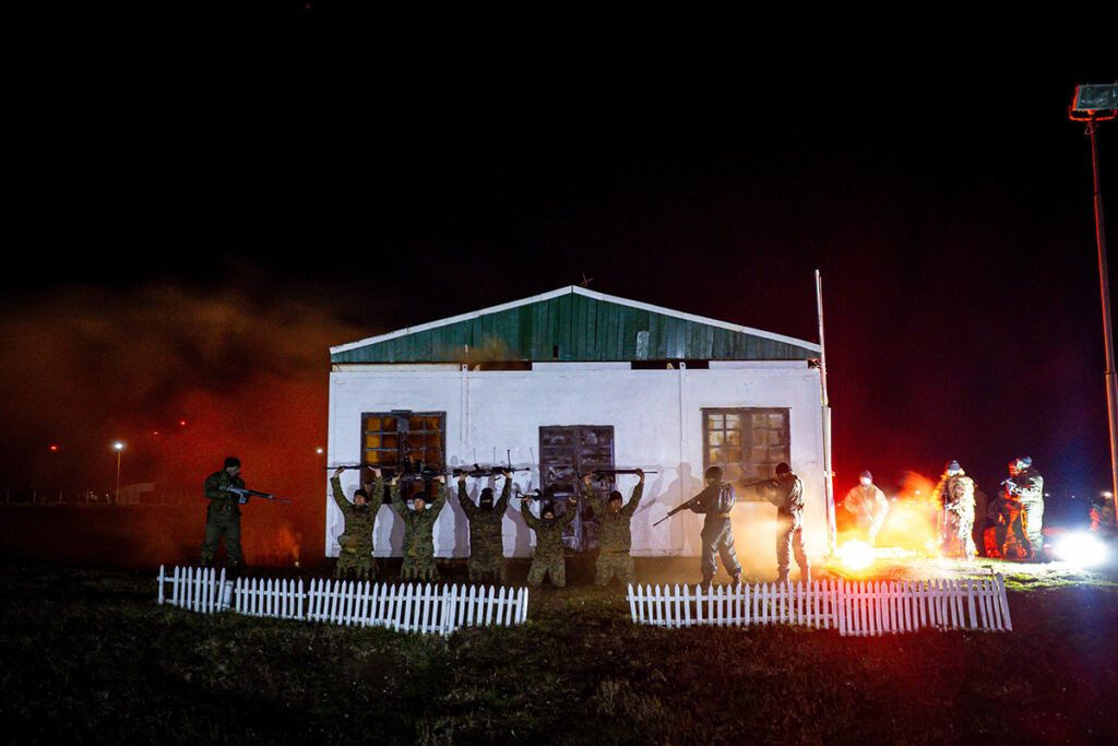 Postales de Memoria y Soberanía: la vigilia por Malvinas en imágenes