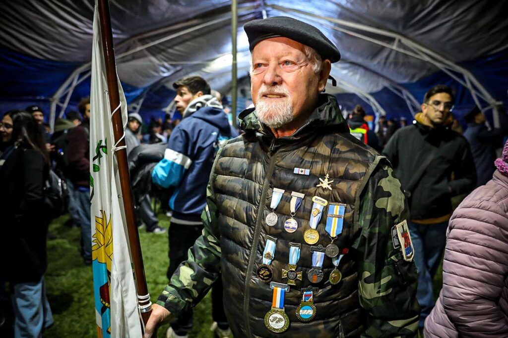 Postales de Memoria y Soberanía: la vigilia por Malvinas en imágenes