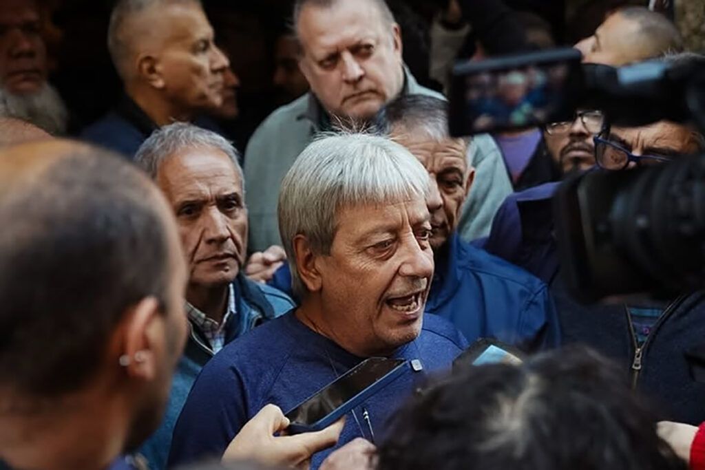 Masivo abrazo en defensa de la UOM y en contra de su intervención judicial