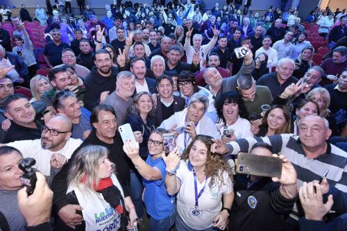 Kicillof desembarcó en Córdoba, una visita para ampliar el armado nacional para el 2027