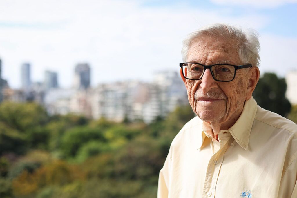 Abrasha cumple 100 años