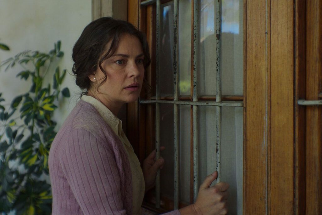 Dolores Fonzi: "El gran villano de la serie es como Milei, machirulo, violento, prepotente" 1 Dolores Fonzi: "El gran villano de la serie es como Milei, machirulo, violento, prepotente"