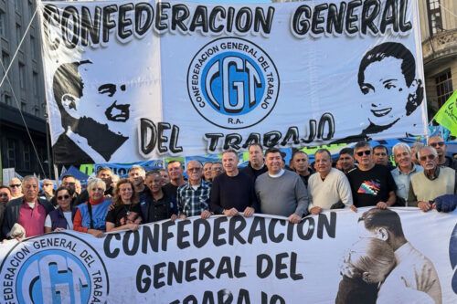 La marcha universitaria profundizó el debate en la CGT sobre un nuevo paro general