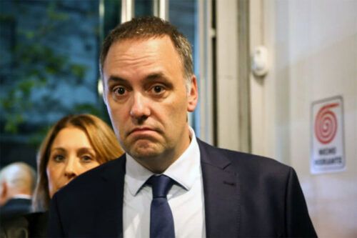 Por la gobernabilidad, el FMI apunta a la corrupción de Milei