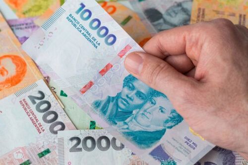 Pobreza oculta: se agotaron los ahorros y las familias recurren a los préstamos con tasas usureras