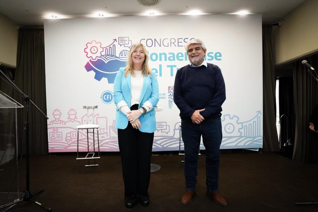 Comenzó el primer Congreso Bonaerense del Trabajo con miles de participantes y debates