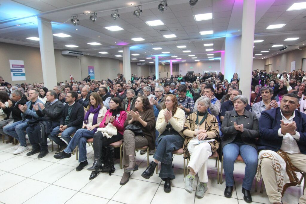 Comenzó el primer Congreso Bonaerense del Trabajo con miles de participantes y debates