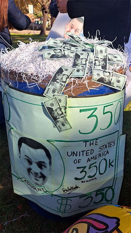 “Acá nadie está de Adorni”: la protesta del INTI en la General Paz con caretas del jefe de gabinete