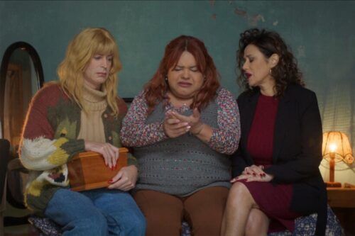 “Cuatro estrellas”: un cuento de hadas sin ingenuidad sobre la amistad y la vida trans
