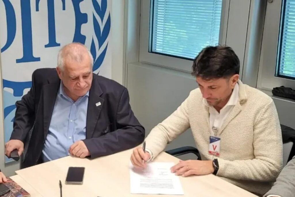Ante la OIT y en unidad, aeronáuticos ratificaron denuncias laborales contra el gobierno de Milei