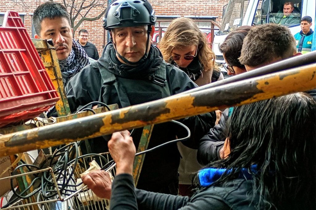 Una política "PRO persecución" en barrios populares: operativos, clausuras y abuso policial contra trabajadores informales