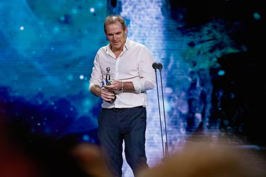 “El Eternauta” y Francella brillaron en los Premios Platino: la serie argentina hizo historia con ocho galardones 1 “El Eternauta” y Francella brillaron en los Premios Platino: la serie argentina hizo historia con ocho galardones