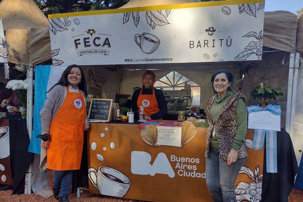 La historia de la mujer que produce el primer café íntegramente argentino