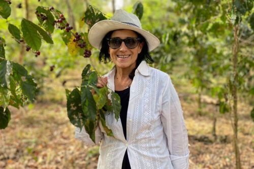 La historia de la mujer que produce el primer café íntegramente argentino