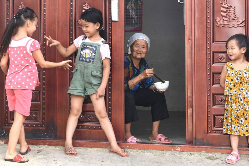 China ya no espera a que sean pobres: amplía los planes asistenciales 2 China ya no espera a que sean pobres: amplía los planes asistenciales