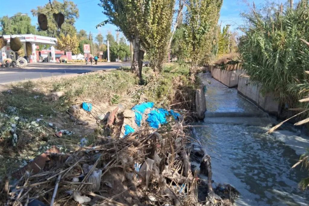 Imputan a funcionarios por la contaminación del agua con líquidos cloacales en un pueblo de Mendoza