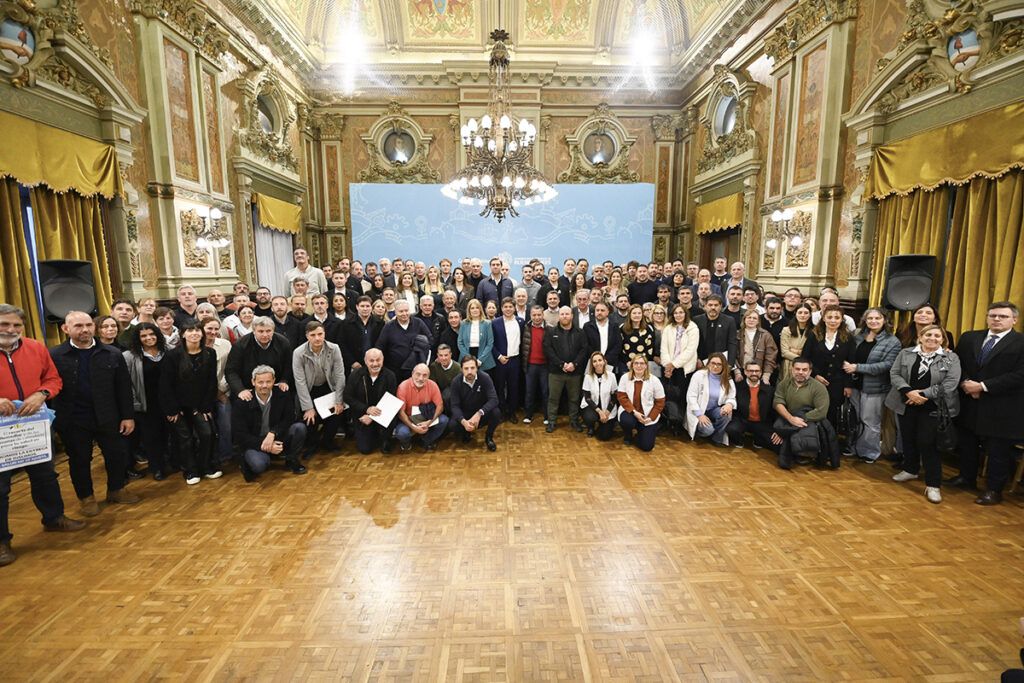 "Una catástrofe": Kicillof se reunió con intendentes y describió el impacto del ajuste mileísta en el sistema de salud
