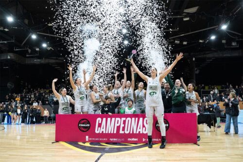 Las Locomotoras, orgullo del Ferro tricampeón de la Liga femenina
