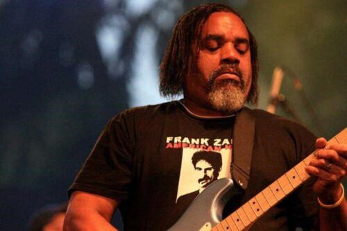 Murió Ike Willis, una de las voces esenciales del laboratorio musical de Frank Zappa