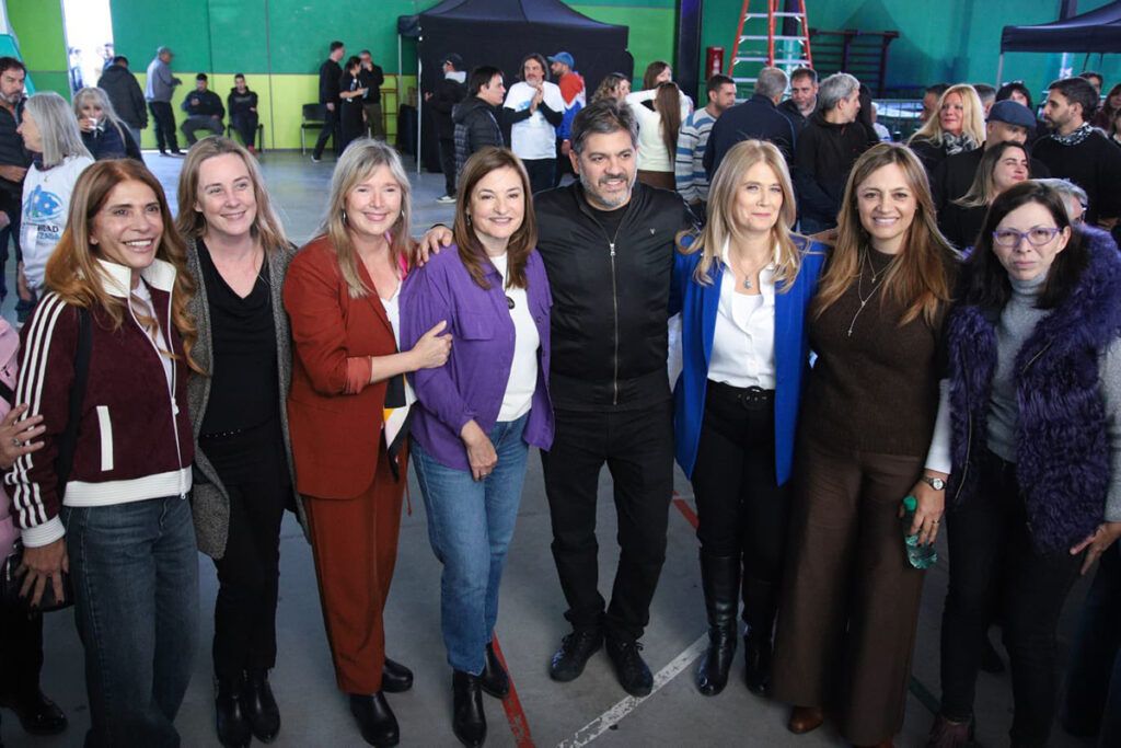 Kicillof lanzó el "MDF Mujeres" y envió un mensaje al peronismo: "No hay que perder el tiempo en internas"