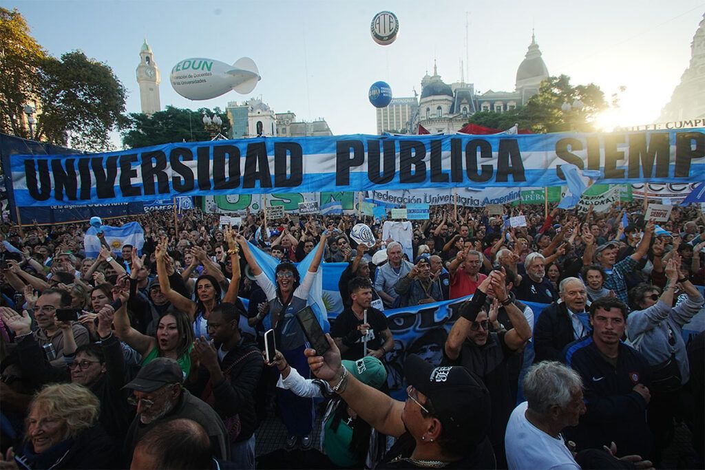 Lanzan petitorio a la Corte Suprema para que resuelva la inmediata aplicación de la Ley de Financiamiento Universitario