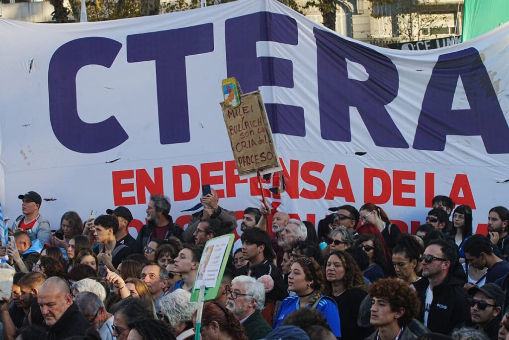 Universidad pública: un derecho en disputa