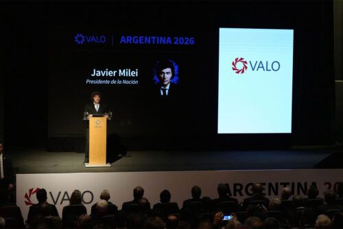 El modelo en los hechos