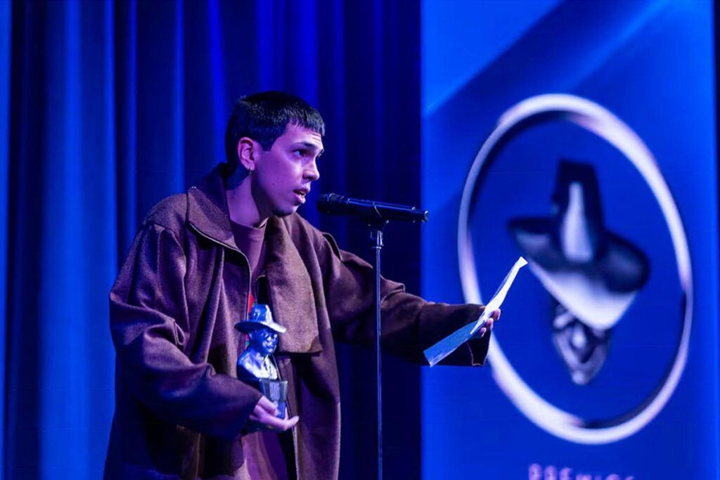 Milo J arrasó en los Premios Gardel y se llevó el Oro en una gala atravesada por la música urbana