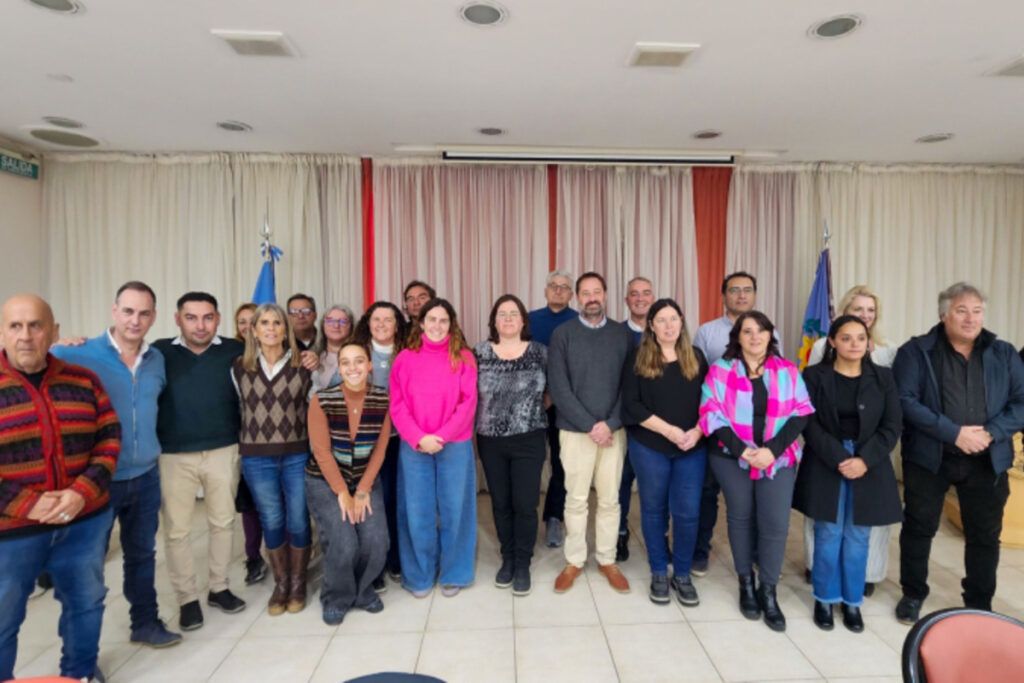Intendentes bonaerenses llaman a un “frazadazo” contra el achique de la Zona Fría y Kicillof no descarta ir a la Justicia