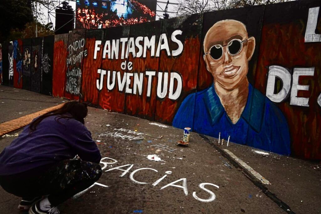 El rock de los desangelados: la construcción comunitaria de los ricoteros, frente a la fragmentación social y la exclusión 2 El rock de los desangelados: la construcción comunitaria de los ricoteros, frente a la fragmentación social y la exclusión