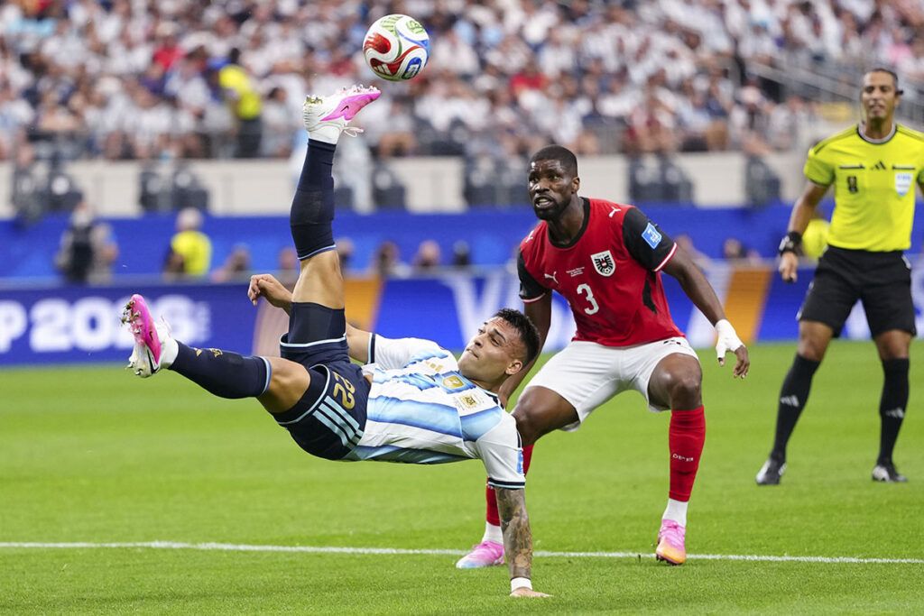 Scaloni tras el 2 a 0 ante Austria: “Messi está comprometido y eso es por algo” 3 Scaloni tras el 2 a 0 ante Austria: “Messi está comprometido y eso es por algo”