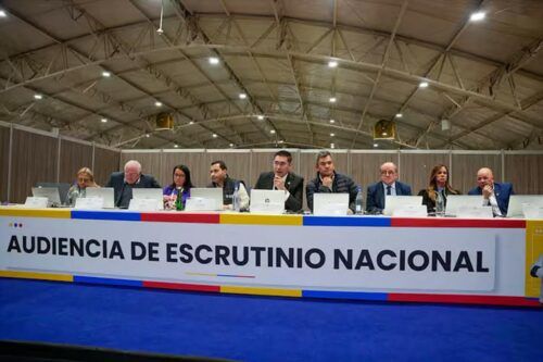 El organismo electoral colombiano afirma que el escrutinio fue «transparente»