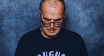 Bielsa, el entrenador tercermundista que eligió la opción preferencial por los pobres hinchas