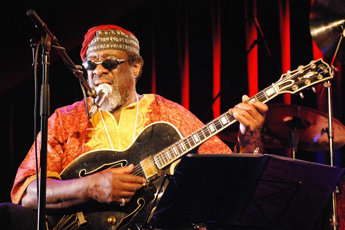 Murió James Blood Ulmer, el guitarrista que tomó el legado de Ornette Coleman y desafío todas las fronteras