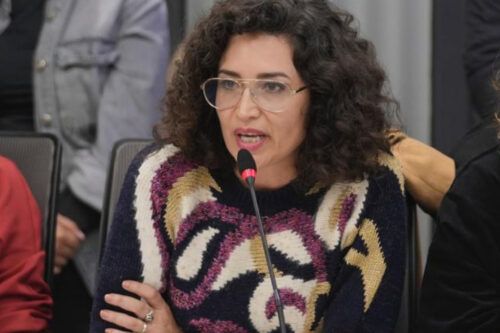 La Justicia sobreseyó a Julia Mengolini en la causa por injurias iniciada por Javier Milei