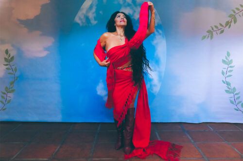 Lila Downs supera el duelo y encuentra su amor después del amor