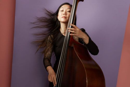 Linda May Han Oh: Flea, Piazzolla, Pat Metheny y una carrera construida sin fronteras