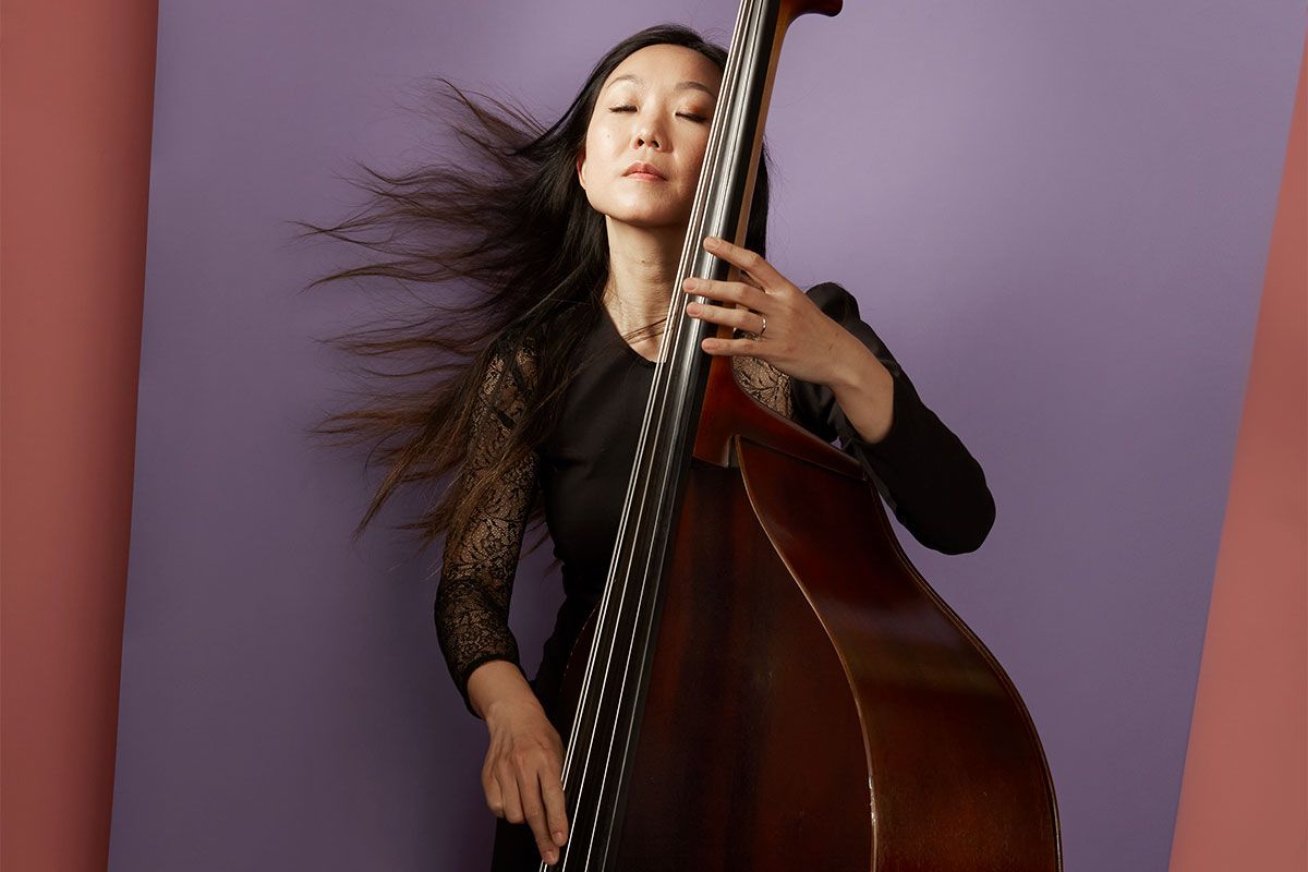 Linda May Han Oh: Flea, Piazzolla, Pat Metheny y una carrera construida sin fronteras